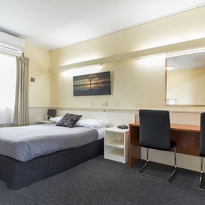 Standard Queen Room-Non-Smoking Citrus Valley Motel Promo Code