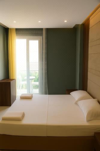 豪华双人房（带阳台）