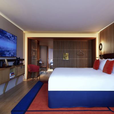 STUDIO PANORAMA VIEW, 1 King, Corner Junior Suite, River Seine And Eiffel Tower View SO/ PARIS Promo Code