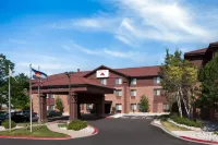 Spark by Hilton Denver International Airport