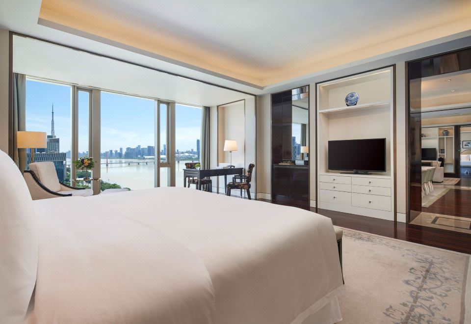 The Azure Qiantang, a Luxury Collection Hotel, HangzhouPresidential Suite - River-View (Living room, kitchen)