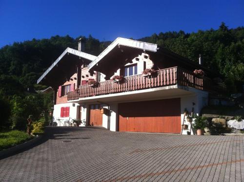 双人或双床房享有园景