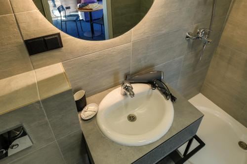 带阳台的四人房