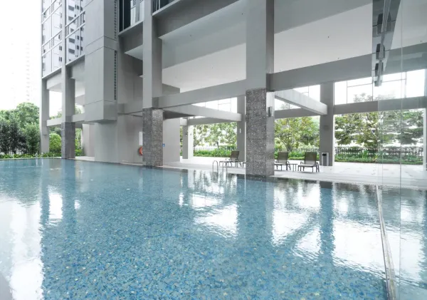 V HOTEL LAVENDER Rooftop Swimming Pool