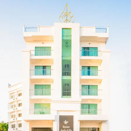 Intouch Riverside Hotel Отели в г. Паксе