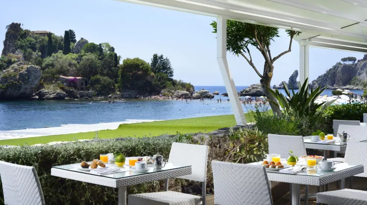 ラ プラージ ホテル 食事・レストラン