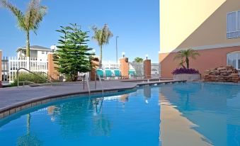 Holiday Inn Express & Suites Port Aransas/Beach Area