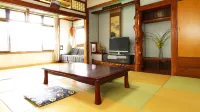 Kirishimajingumae Youth Hostel