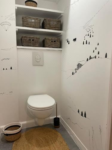 带阳台的山景一卧室公寓