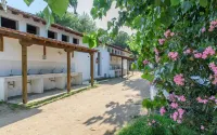 Camping Pitsoni โรงแรมใน