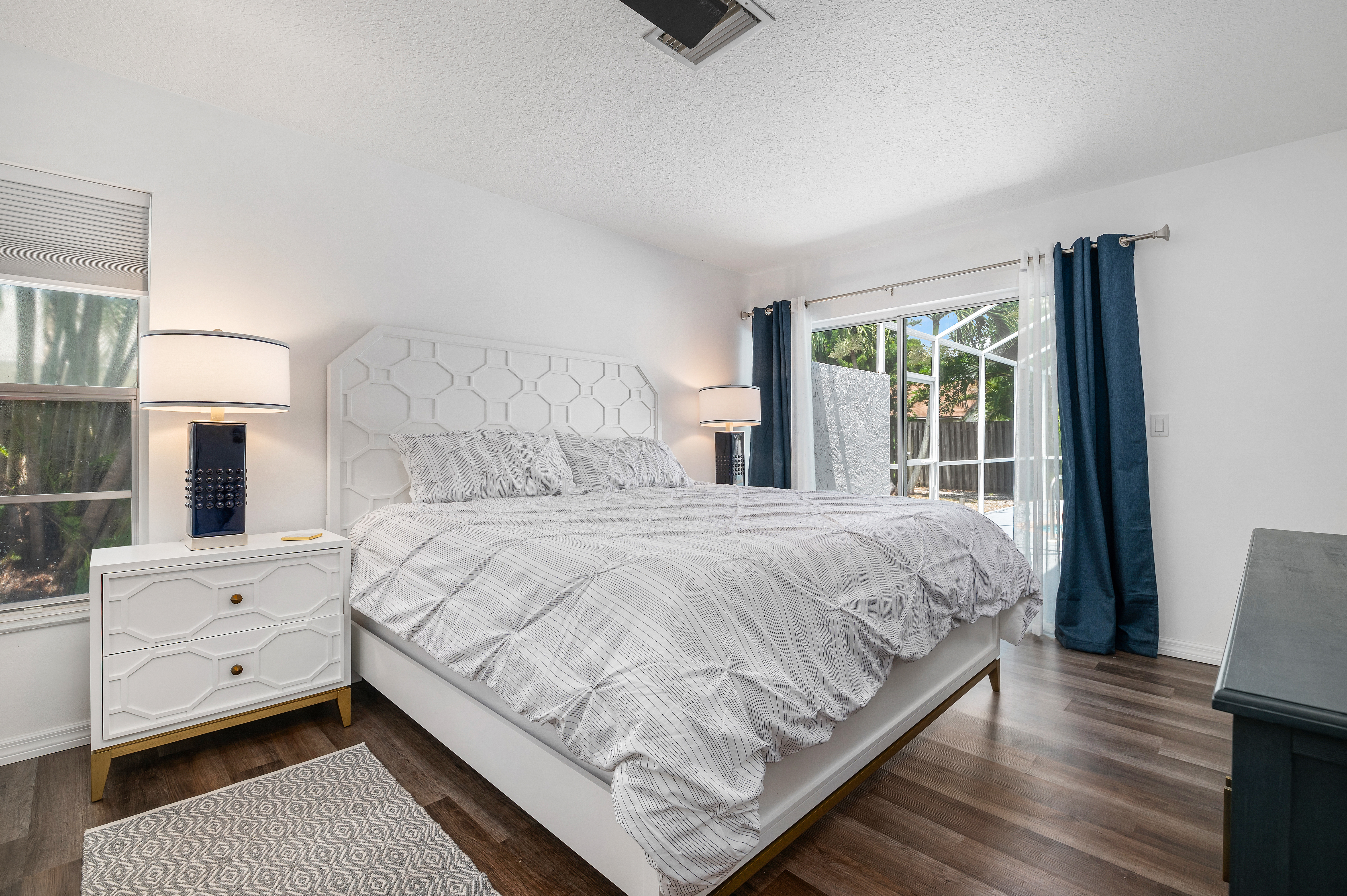 惊艳绿洲，带泳池和烧烤设施，在布鲁姆泻湖