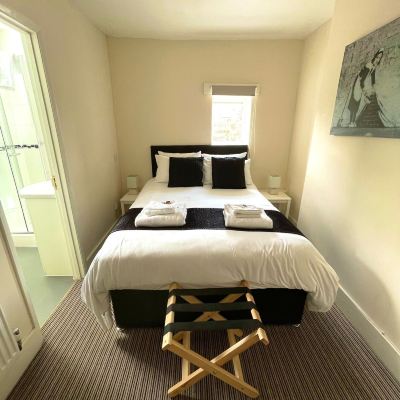 Double Room, Ensuite (Room 05) The Crown and Cushion Promo Code