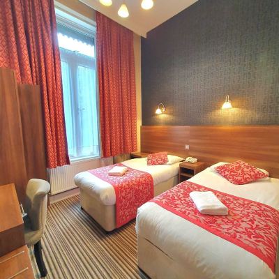 Twin Room Hotel Oliver Promo Code