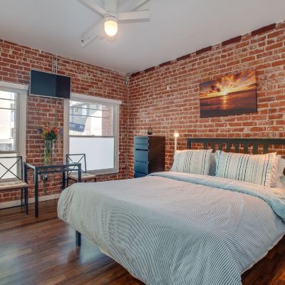 Studio Suite with Partial Ocean View Venice Breeze Suites Promo Code