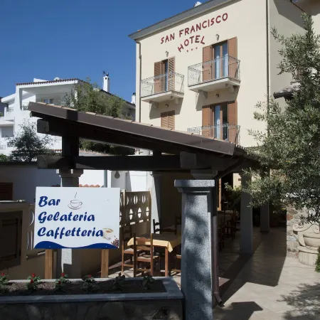 Hotel San Francisco Отели в г. Доргали