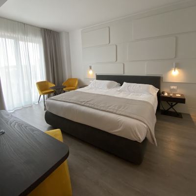 Deluxe Double Room Solho Promo Code