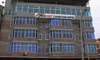 Airport Landing Hotel - Housity