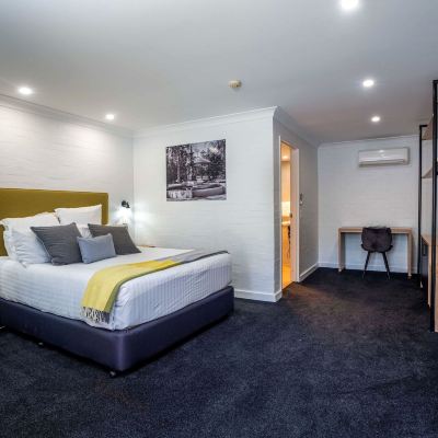 Reduced Mobility Room Town Square Motel Promo Code