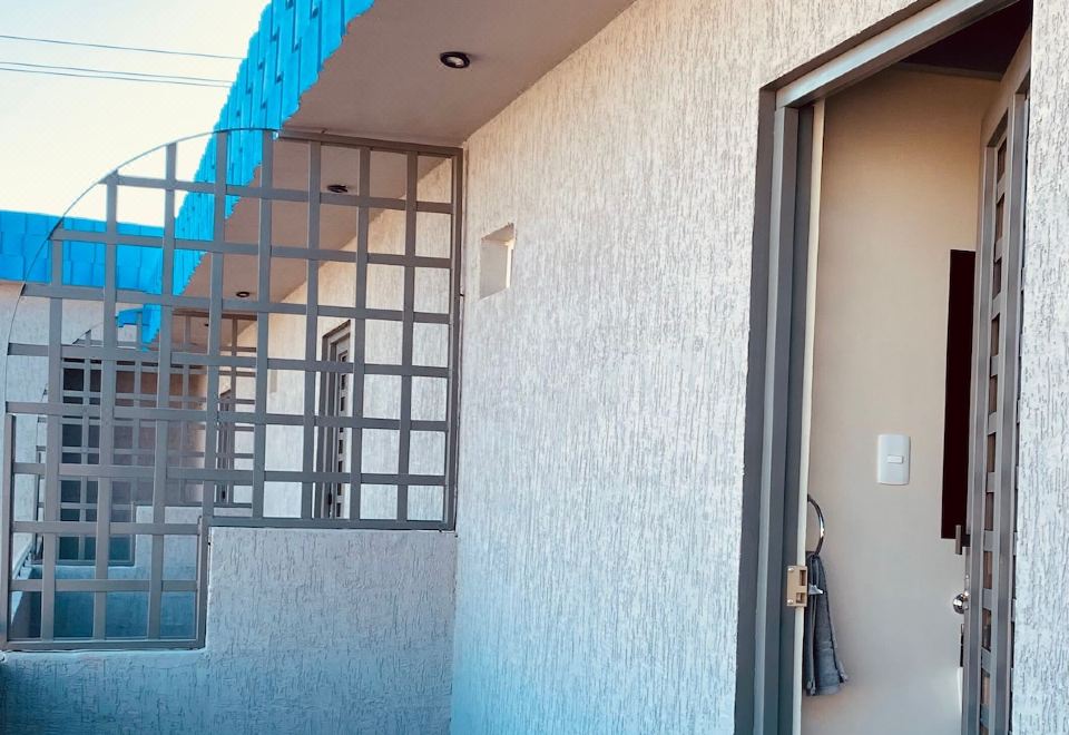 Hotel Santa Cruz Residencial - Housity