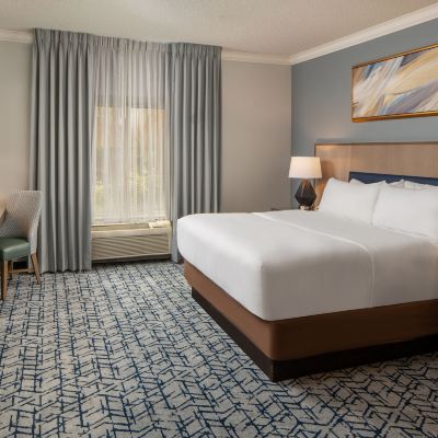 Deluxe King Room Paragon Casino Resort Promo Code