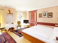 Hotel Hirsch Hotels in Fussen