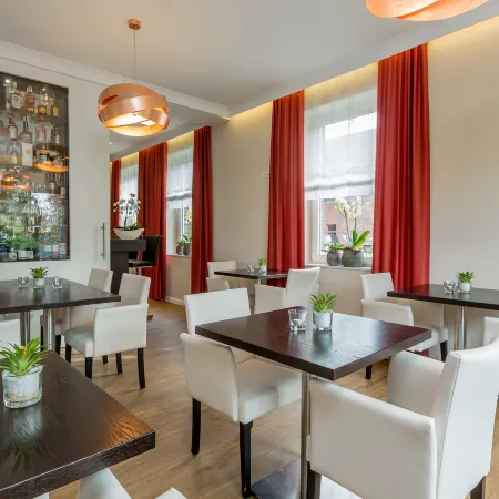 Landhotel Bartmann Отели в г. Зенденхорст