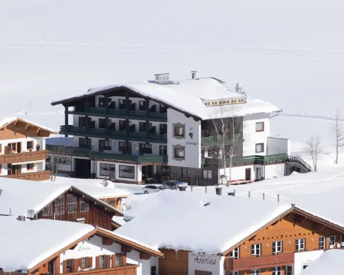 Hotel Hubertus Hotels in Lech