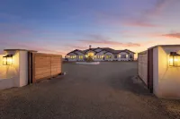 Pinot Point by AvantStay