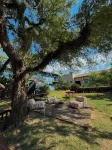 The Garden Bonito