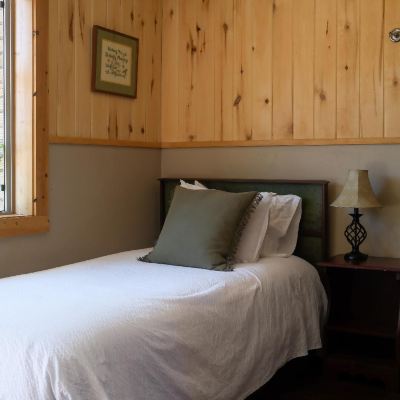 Deluxe Room with Two Bedrooms Rocky Mountain Inn Promo Code