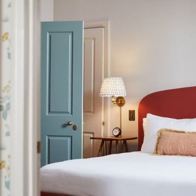Room 6 Post House Inn Promo Code