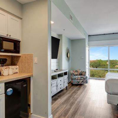 Luau Studio Sandestin Golf and Beach Resort Promo Code