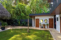 Bahia Selvatica Lodge Hotels in 