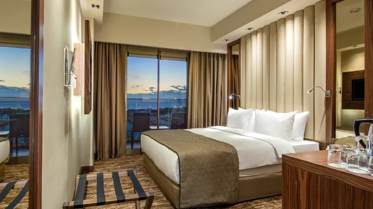 Holiday Inn Antalya - Lara Room