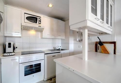 高级一卧室带阳台公寓