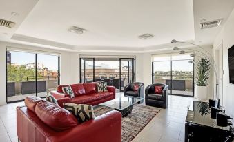 Liv Arena Apartments Darling Harbour