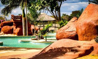 Dream Valley Park & Lodge - Housity