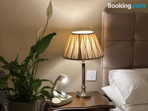 豪华特大床间（带连接浴室）