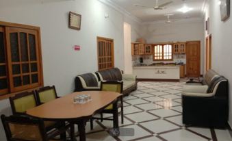 Alidia Guest House