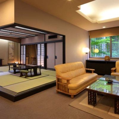 Main Building Regular Floor Premium, Adjoining Japanese-Western Mixed With Bath 塚越屋七兵衛 クーポン