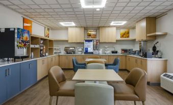 Comfort Inn - Housity