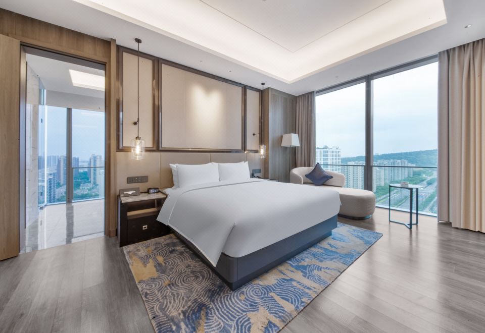 Crowne Plaza Hangzhou LinpingGuestroom - 1-Bedroom (Double bed) (Living room)