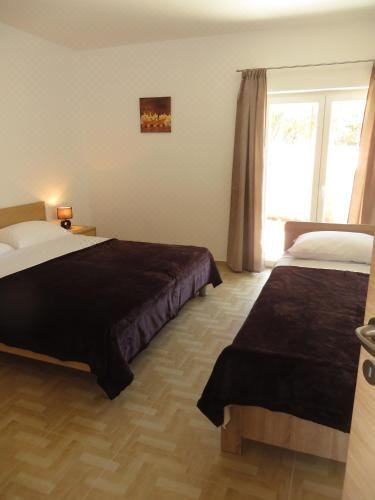 Luka Apartments One-Bedroom Apartment With Balcony-Ground Floor