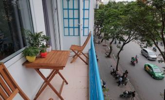 Cozy Apt@Saigon Center w/ Balcony & Enjoyable View