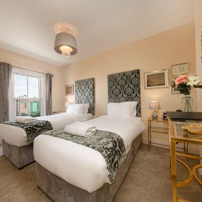 Twin Room Ensuite Caboose Promo Code