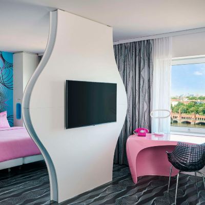 Junior Suite (Nhow Extra Bed 2 Adults + 1 Child)