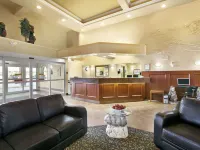 Super 8 by Wyndham High Level AB Ξενοδοχεία στην πόλη High Level