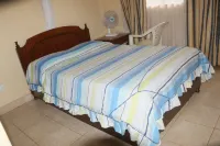 Camunya Hotel Ugunja Отели в г. 