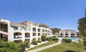 Aryana Hotel - Housity