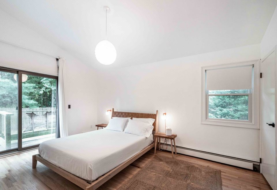 时尚的后院绿洲，带火坑-温馨现代度假屋